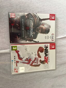 Nintendo switch - 2