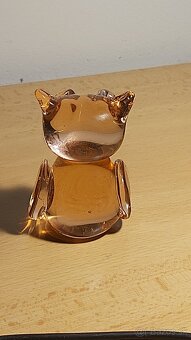 Retro mačička zo skla medovej farby ručná práca z ČR dovol. - 2