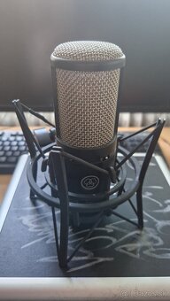 Štúdiový mikrofón AKG P220 - 2