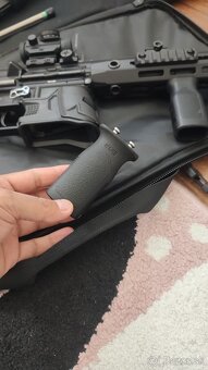 Airsoft keymod rúčka - 2