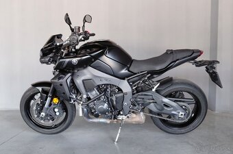 Yamaha MT-10 - 2