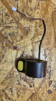 Xiaomi M365 plynová páčka/akcelerátor - originál - 2