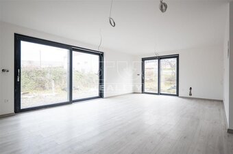 Moderný 4-izbový dom pri Žiline – ihneď k nasťahovaniu - 2