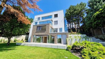 Rent a new luxury villa, 4 floors, Palisády near Bratislava - 2