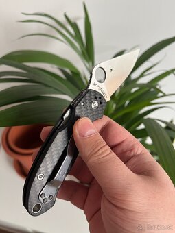 Kompaktný zatvárací nôž Para 3 - karbón - 2