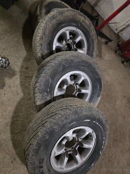 Kolesa Mitsubishi Pajero 265/70 R15 - 2