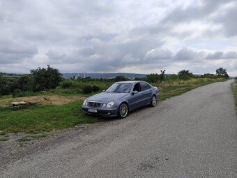 Mercedes E320i 4matic - 2