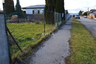 TOP NA PREDAJ: 2 stavebné pozemky 728m2 a 1761m2 (celkom 248 - 2