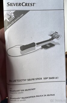 Selfie tyč s powerbankou - 2