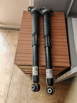 Originálne zadné tlmiče VW Passat B8 3Q0 512 011 JE - 2