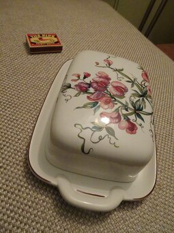 Predám starožitnú máselníčku VILLEROY & BOCH-originál - 2