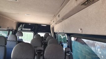 Predám sedačky Ford Transit - 2