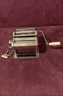 Predám strojček na cestoviny - 2