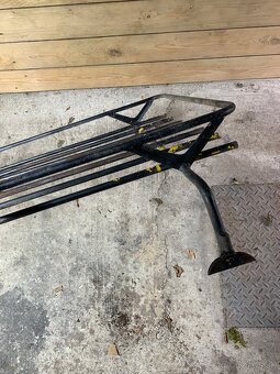 Záhradka na auto - 2