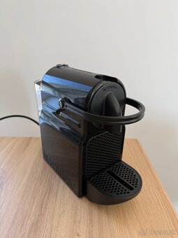 Nespresso kávovar - 2
