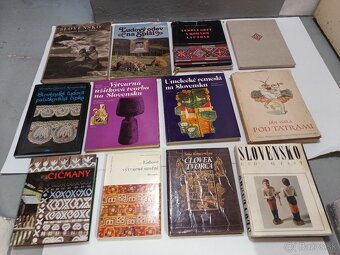 Knihy o krojoch, ľudovom odeve, výšivkách - 2