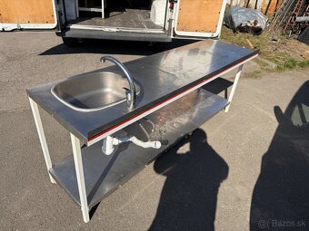 Stol nerez zelezo - 2