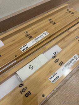 NOVE Policky IKEA - 2