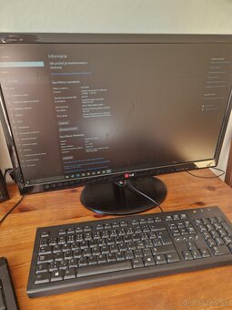predam pracovný počítač HP - 2