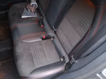 Mercedes-Benz CLA Shooting Brake 200 d AMG - 2