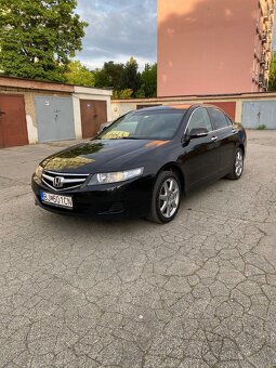 Honda Accord 2.0 - 2