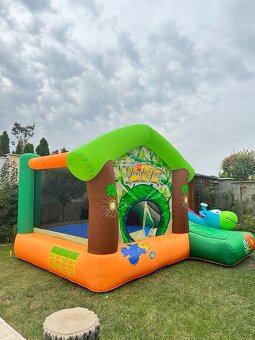 Skákací hrad veselá Džungla Žirafa - 2