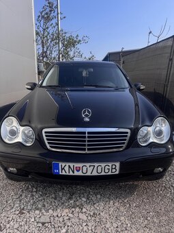 Mercedes Benz c w203 220cdi - 2