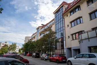 Prenájom veľkometrážneho 4 izb. bytu (145 m2) s terasou 92 m - 2