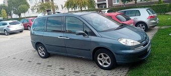 Peugeot 807 - 2