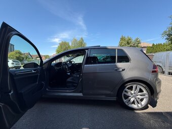 VW Golf 2.0TDI 4motion 110KW R-line - 2