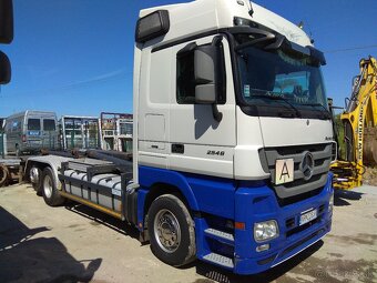Hákový nosič kontajnerov MERCEDES ACTROS 2546 - 2