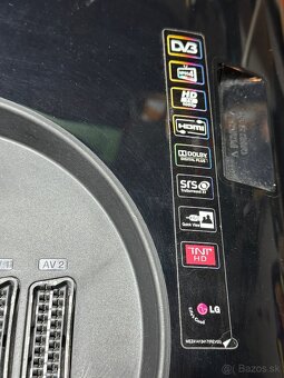 LG TV Monitor Flatron M237WDP PZ - 2