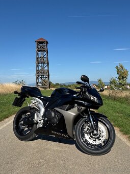 Honda CBR 600 RR (2007) Facelift - 2