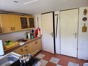 Predam zahradu s chatkou - 2