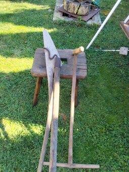 staré drevené pracovné nástroje - 2