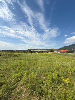 Exkluzívny stavebný pozemok - Nižná Šebastová - 2