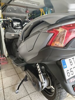 Suzuki Burgman 650 - 2