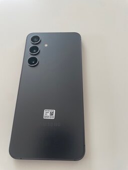 Perfektný Samsung Galaxy S24 - 2