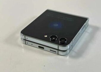Samsung Galaxy Z Flip 5, 512 GB - 2