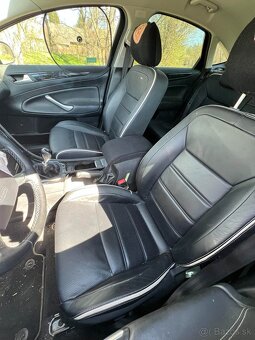 Ford Mondeo Titanium po nehodě - 2