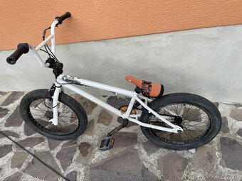 BMX MONGOOSE 2011 - 2