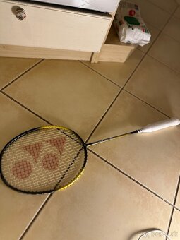 Tenisová raketa - 2