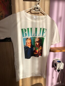 Billie Eilish tričká, mikiny a náhrdelník - 2