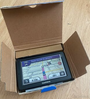 - - - Navigácia GARMIN nuvi - 2595 LMT - - - - 2