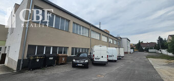 Na prenájom komerčný priestor 700 m2 - 2