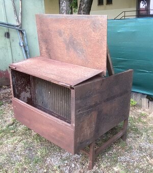 Predam gril železny 105x90 - 2
