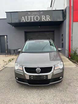 Volkswagen Touran 1.9 TDI 77kW = 7 miest, r.v 2010 = - 2