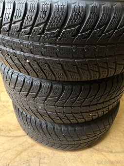 Zimné pneu 225/60R17 viem aj prezuť - 2