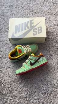 Nike SB Dunk Low Rodeo Turmaline - 2