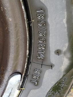 Zimné pneumatiky 185/65 R14 na plech. diskoch R14. - 2